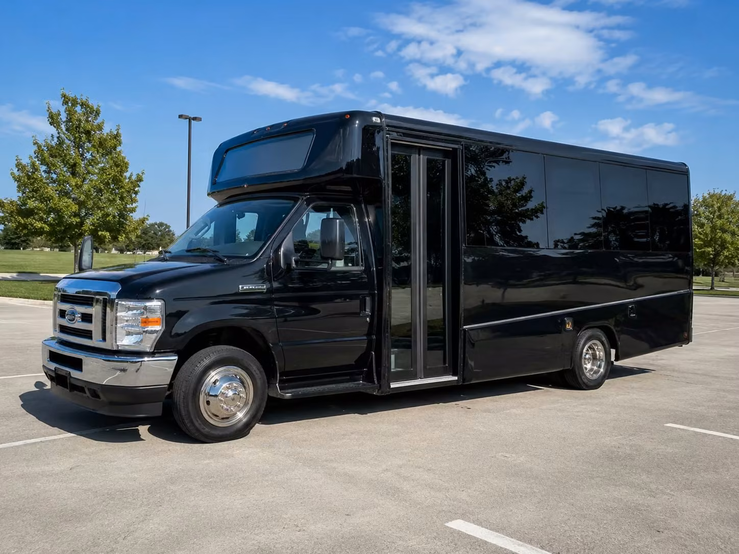 15 passenger minibus